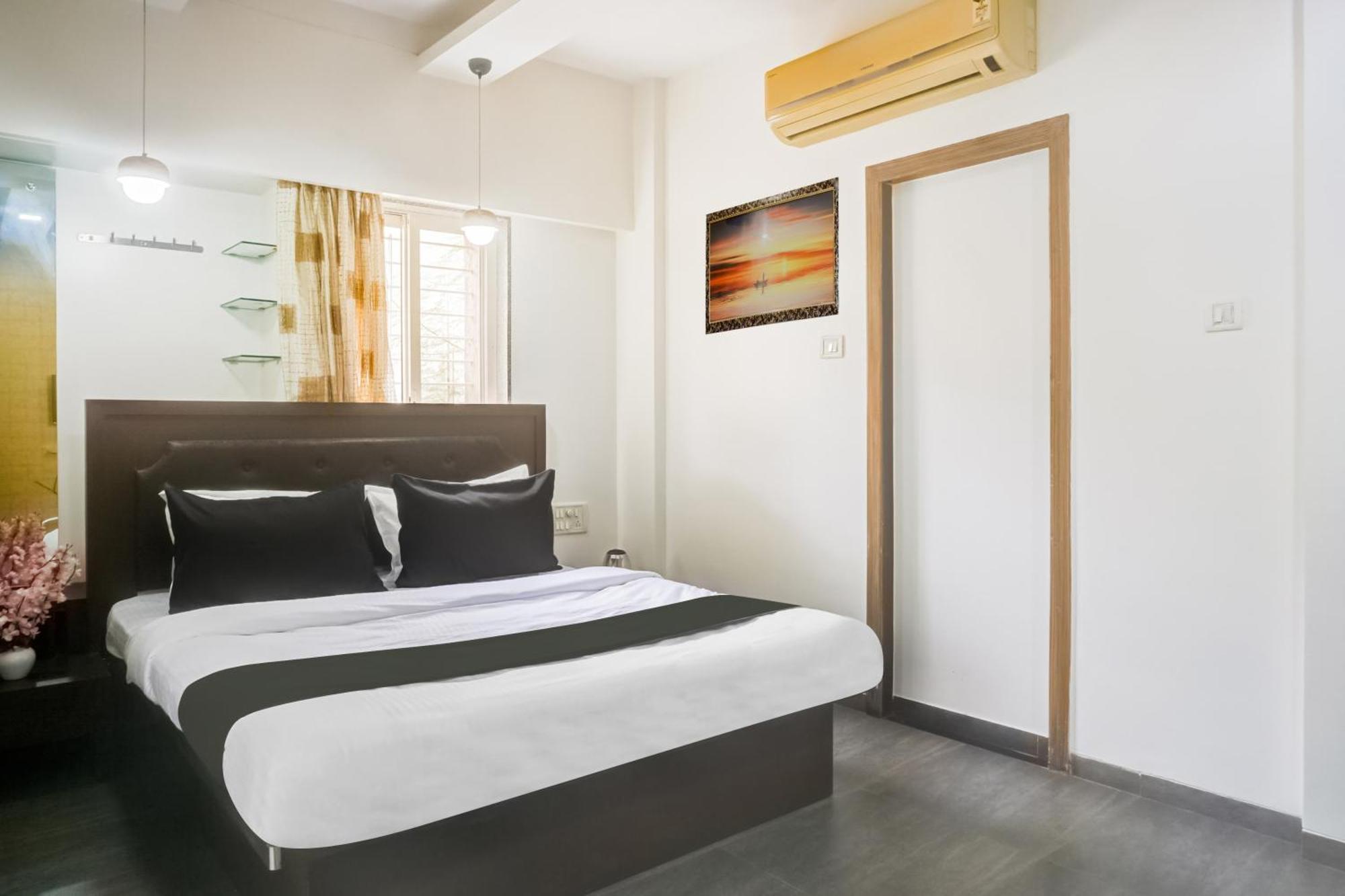 פונה Hotel O Shree Hari מראה חיצוני תמונה