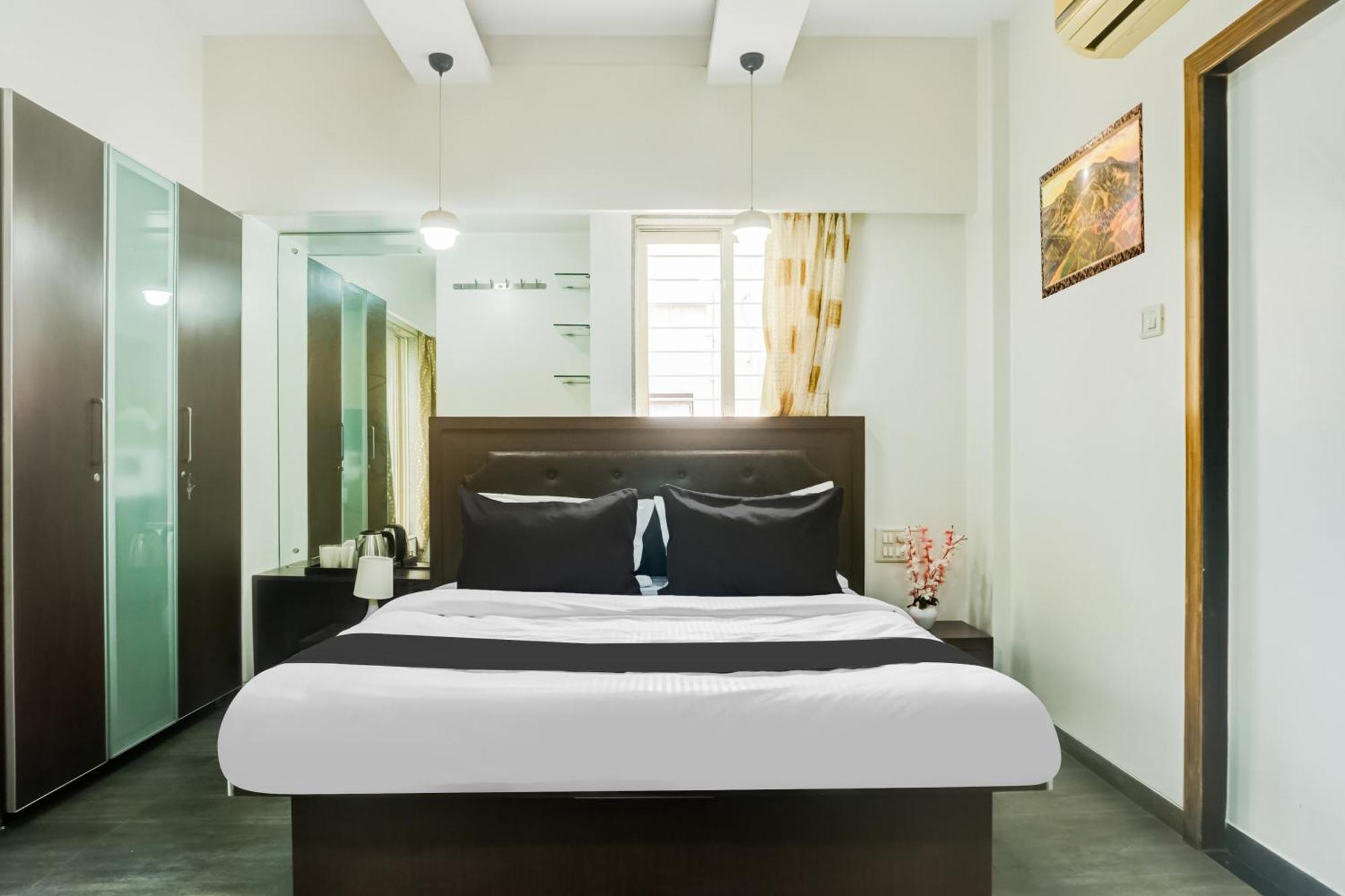 פונה Hotel O Shree Hari מראה חיצוני תמונה