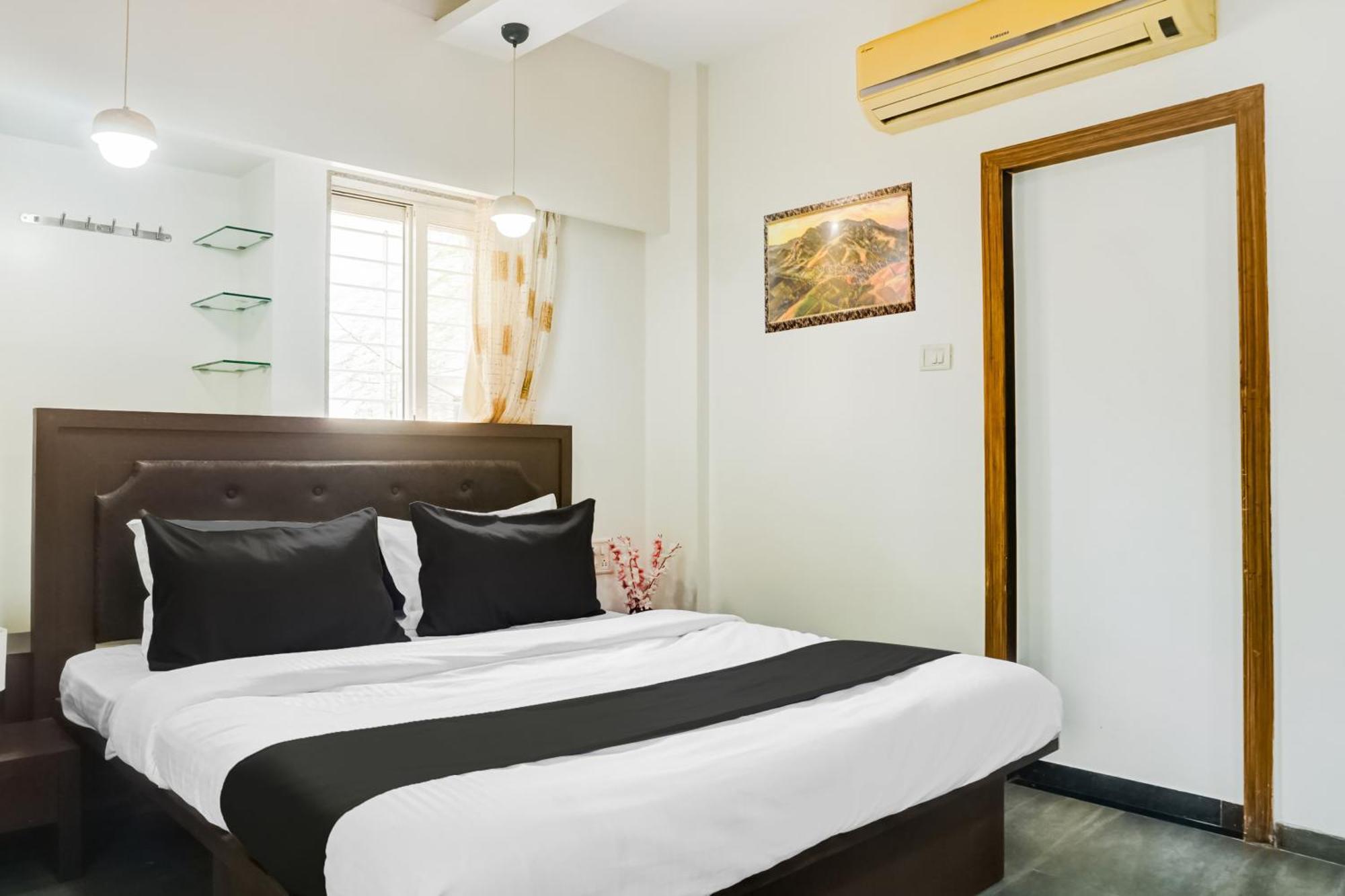 פונה Hotel O Shree Hari מראה חיצוני תמונה